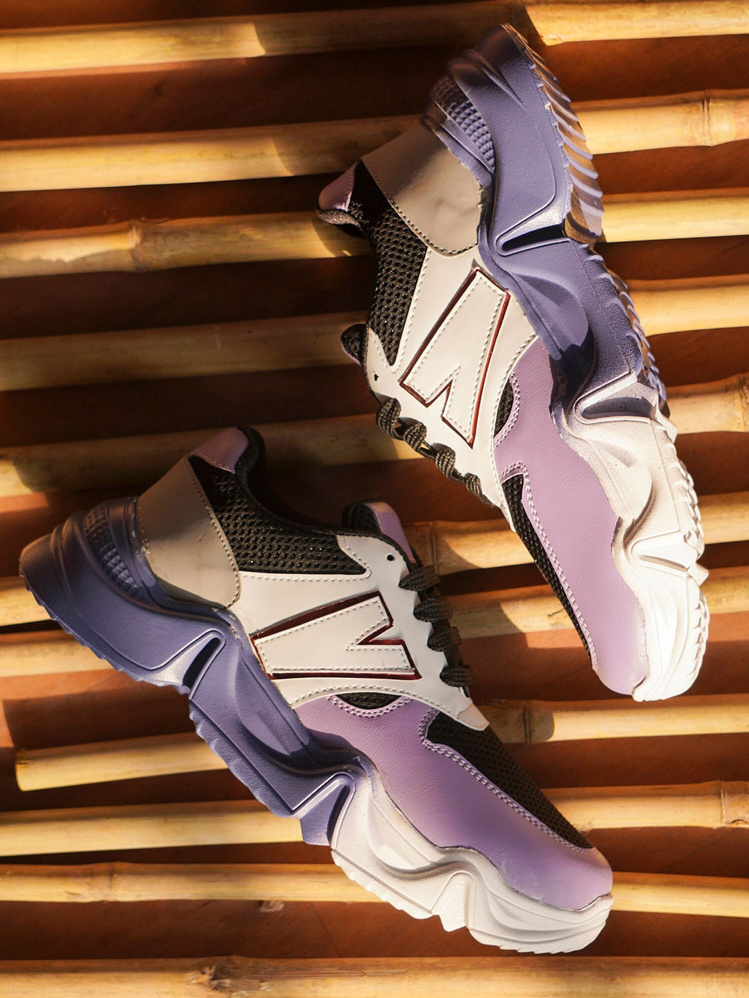 

Try Me Women Lightweight Colourblocked Lace-Up Sneakers, Purple
