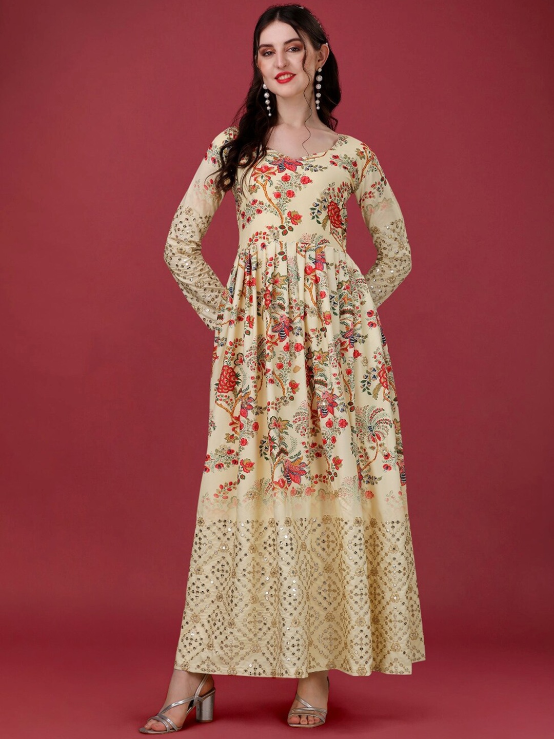 

Angroop Women Cream-Coloured Floral Printed Extended Sleeves Thread Work Kurta