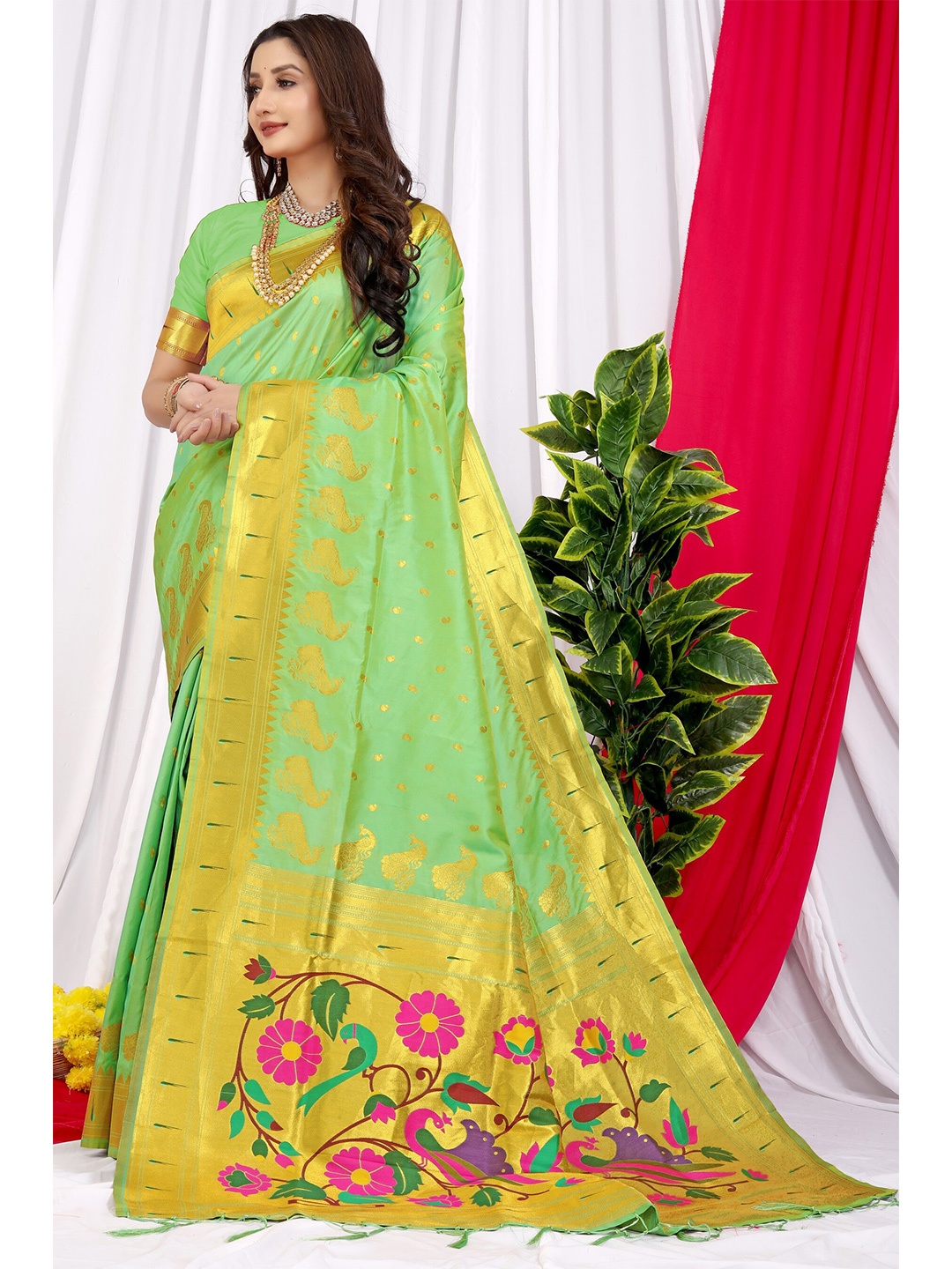 

AVANTIKA FASHION Paisely Woven Design Zari Pure Silk Paithani Saree, Sea green