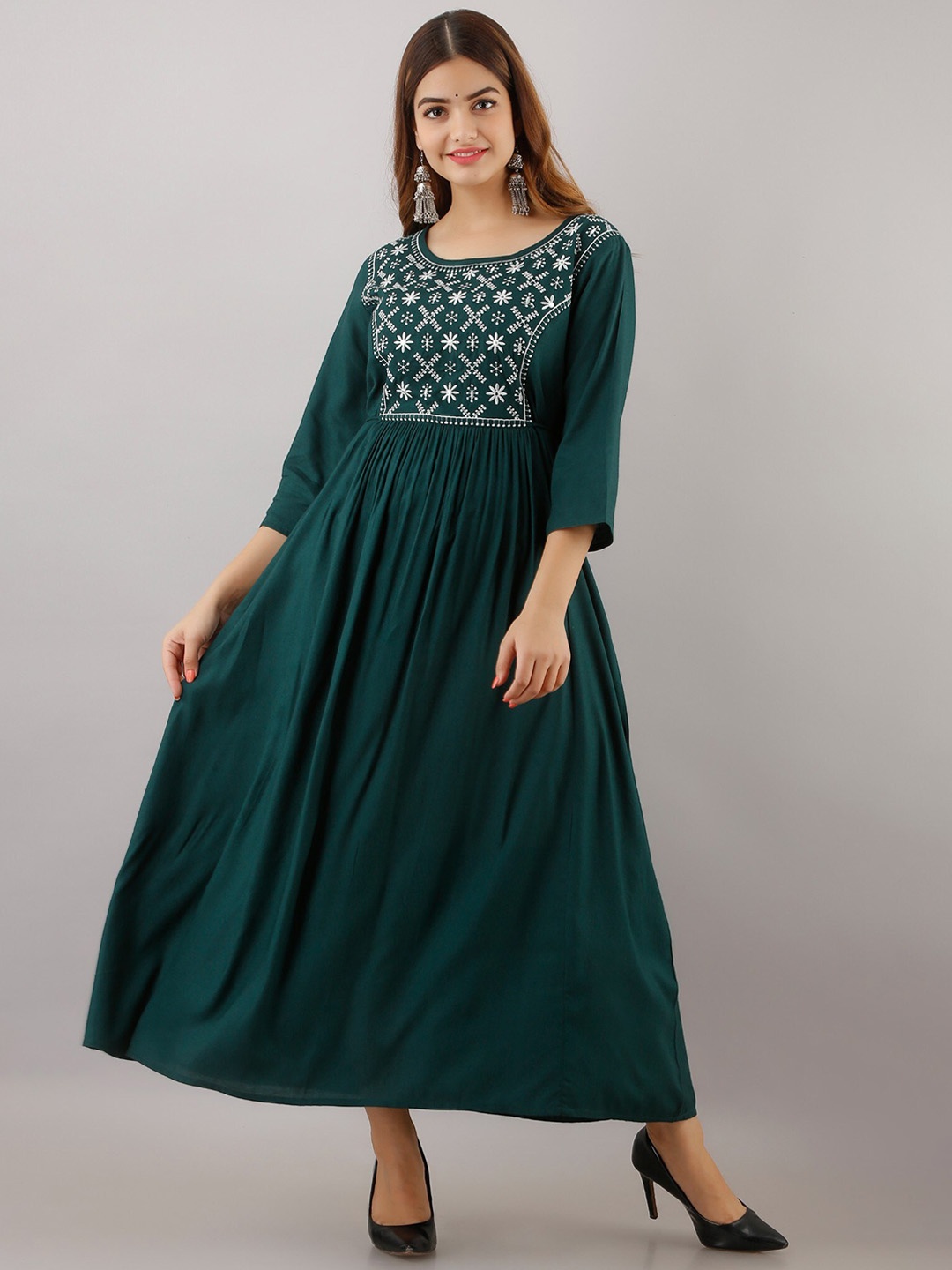

Women Touch Thread Work Anarkali Kurta, Green