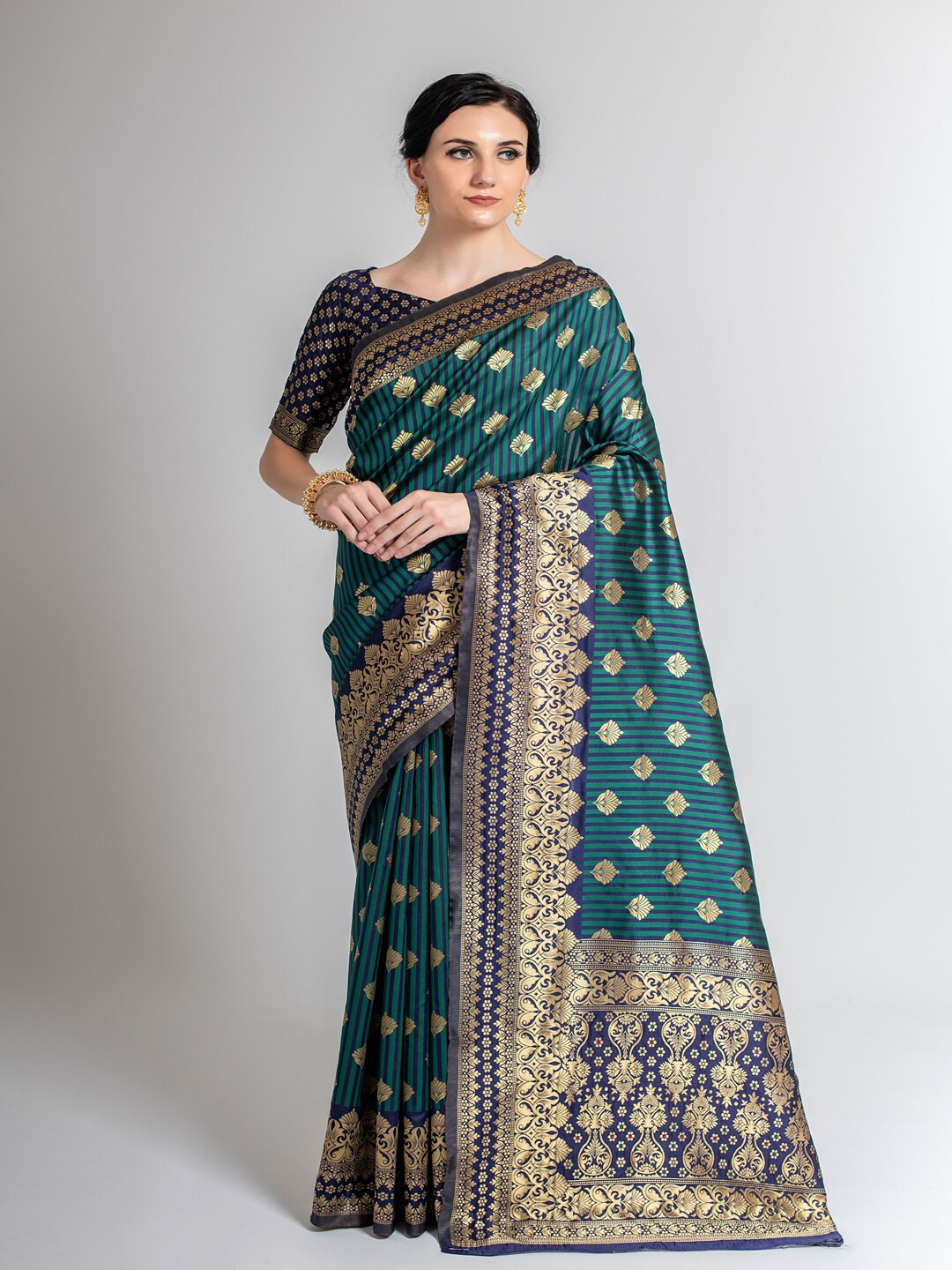 

Lilots Navy Blue & Gold-Toned Woven Design Zari Silk Blend Kota Saree