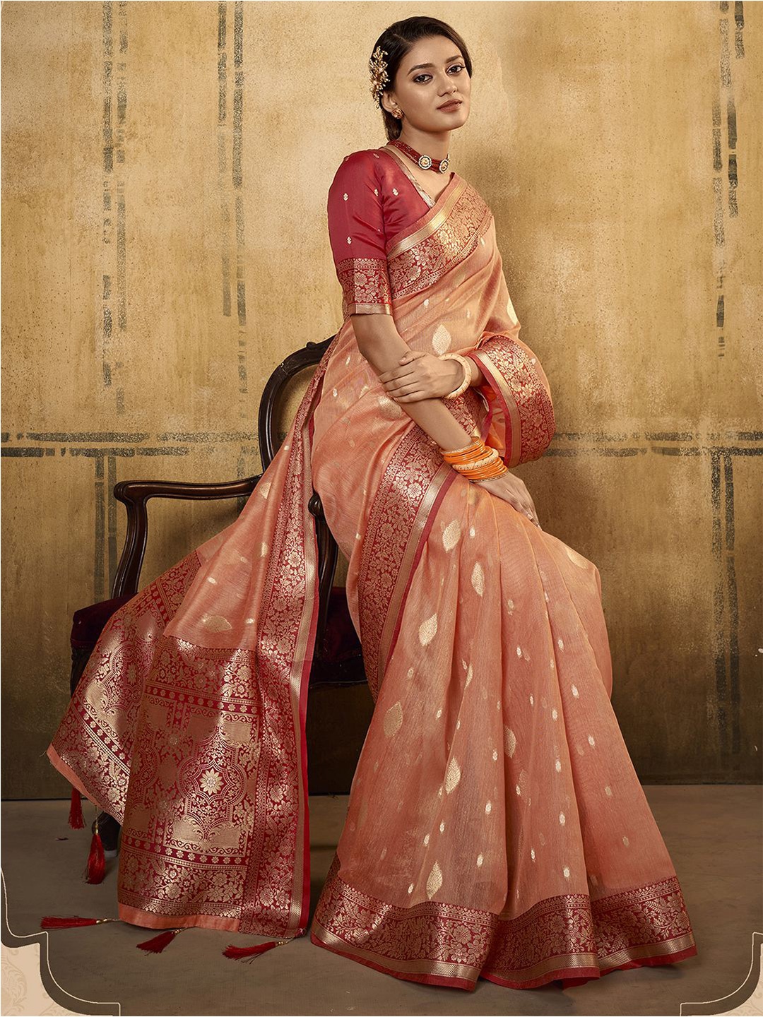 

Satrani Ethnic Motifs Woven Design Zari Banarasi Saree, Orange