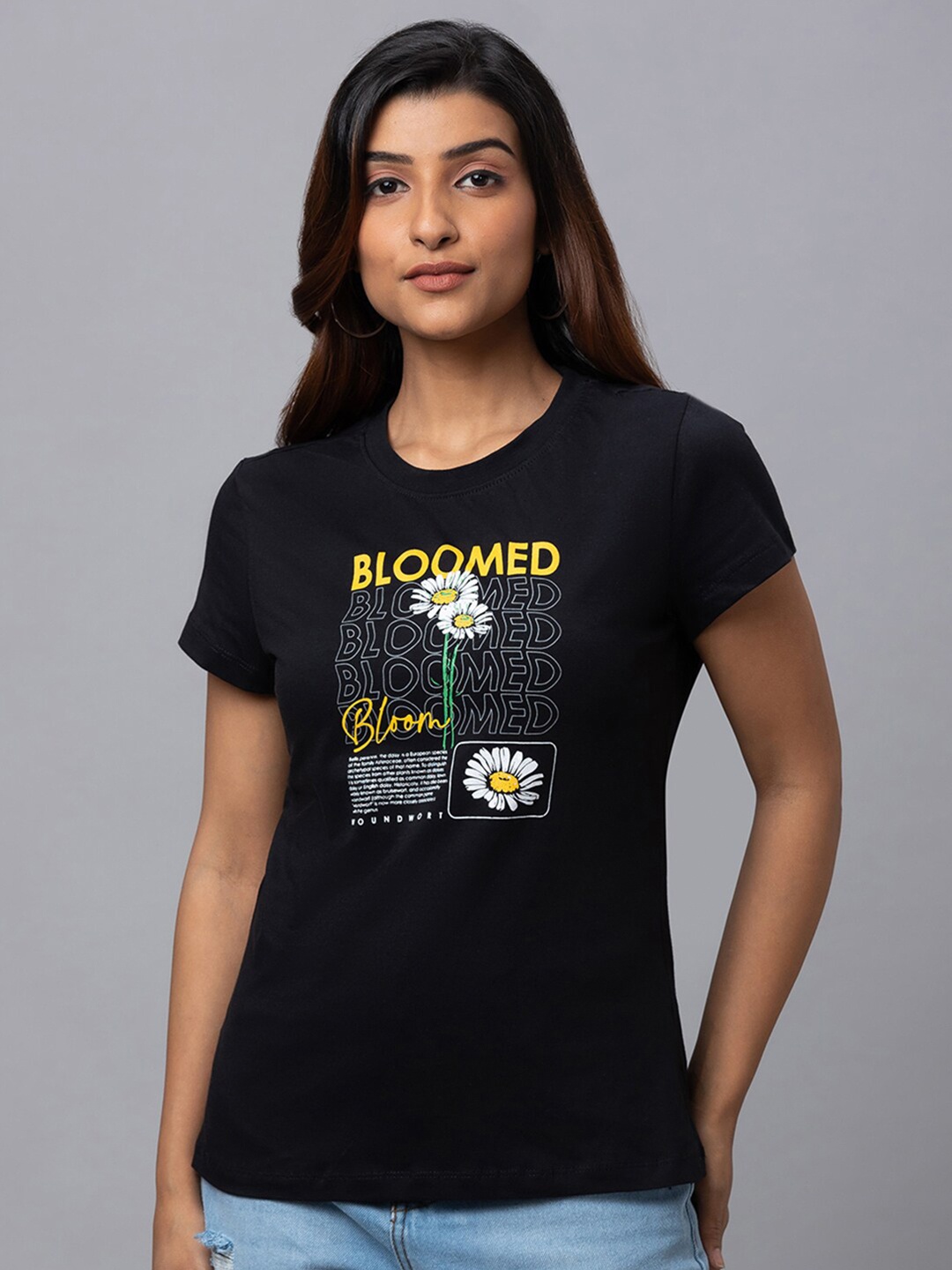 

Globus Typography Printed Pure Cotton T-shirt, Black
