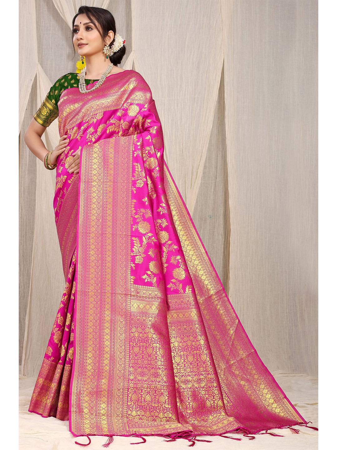 

AVANTIKA FASHION Ethnic Motifs Woven Design Zari Pure Silk Kanjeevaram Saree, Pink