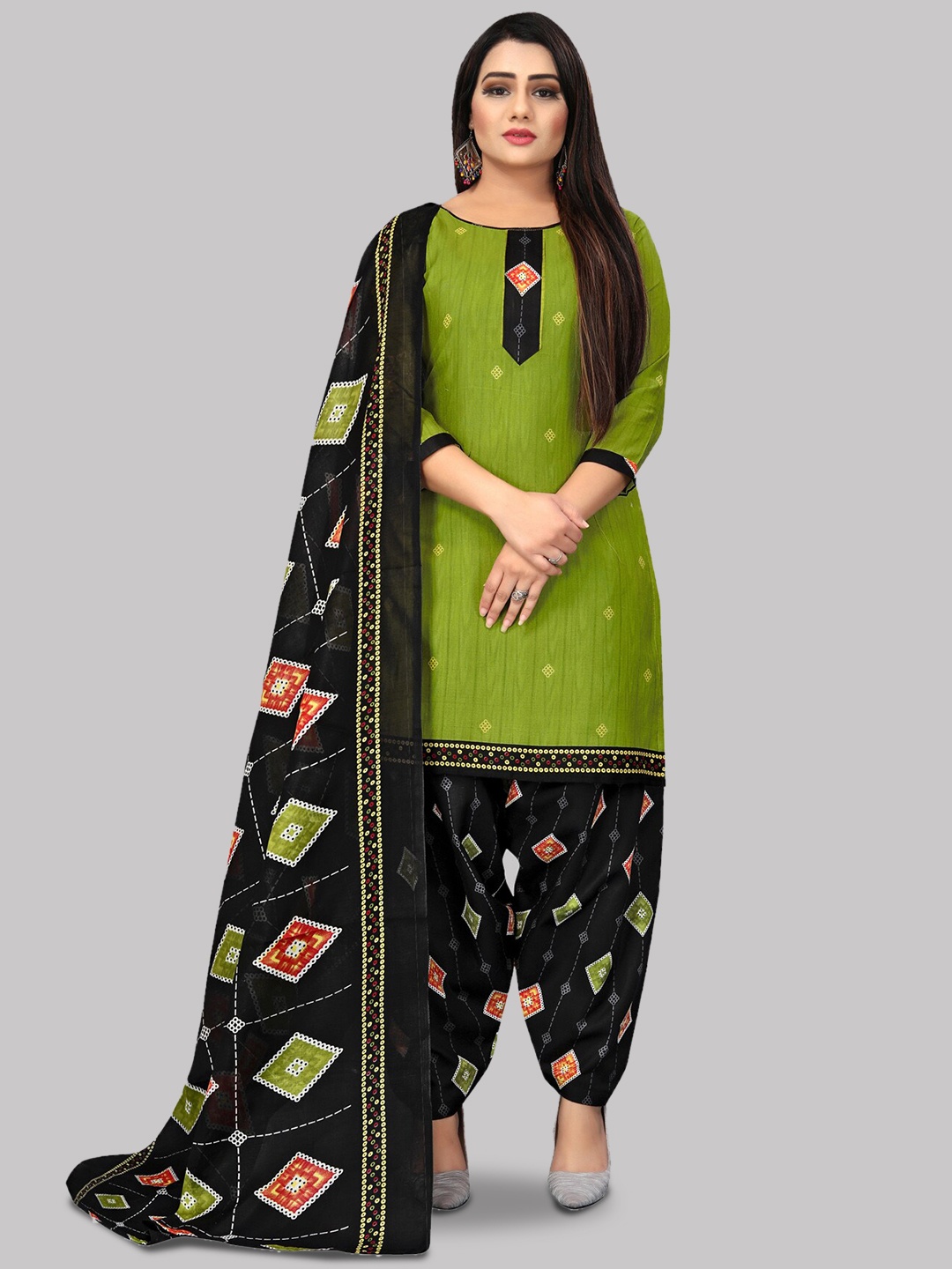 

Rajnandini Printed Unstitched Dress Material, Green