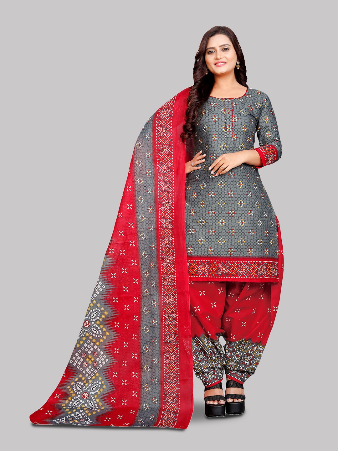 

Rajnandini Printed Unstitched Dress Material, Grey