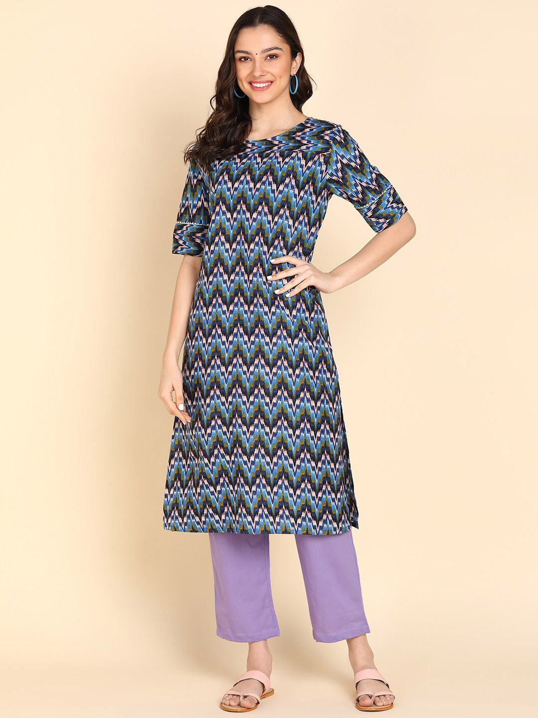 

Sangria Chevron Printed Pure Cotton Kurta With Trouser, Blue