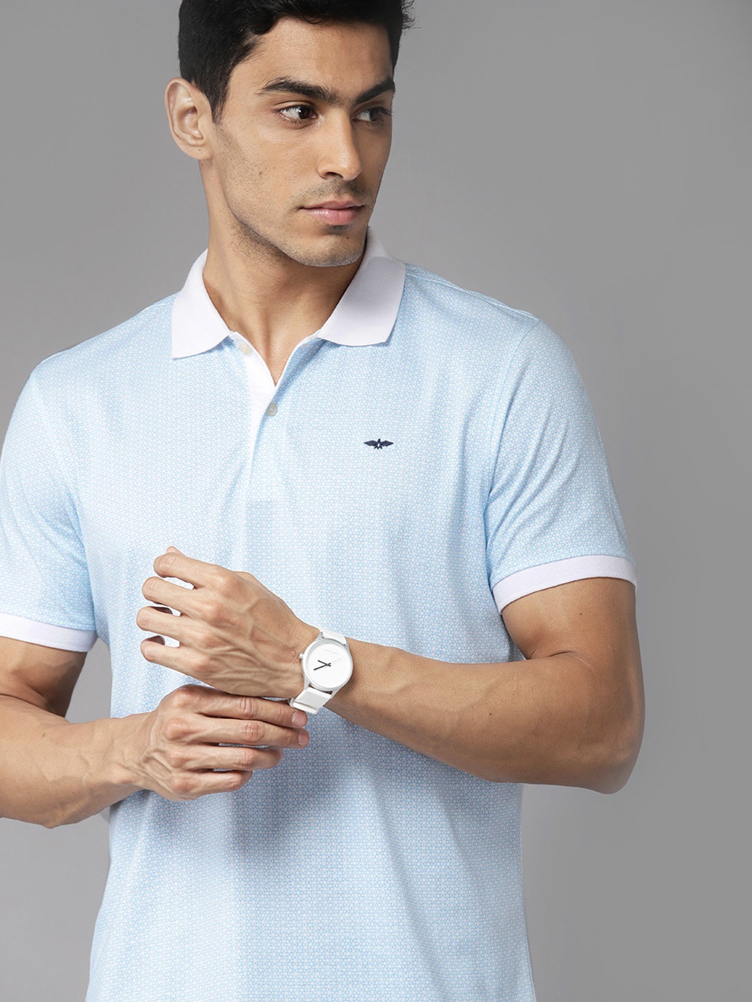 

Park Avenue Men Geometric Print Polo Collar Slim Fit T-shirt, White