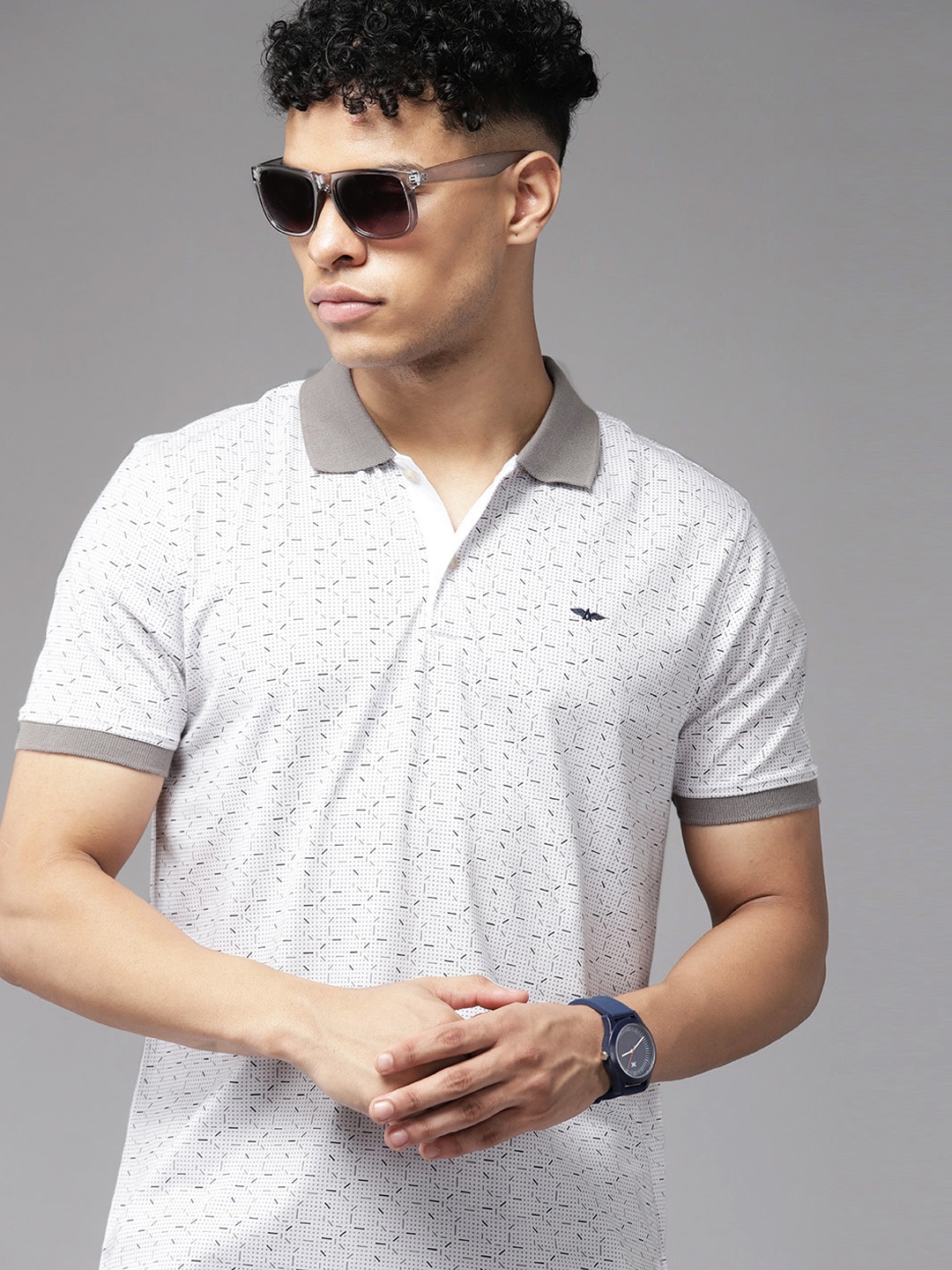 

Park Avenue Men Geometric Print Polo Collar Slim Fit T-shirt, White