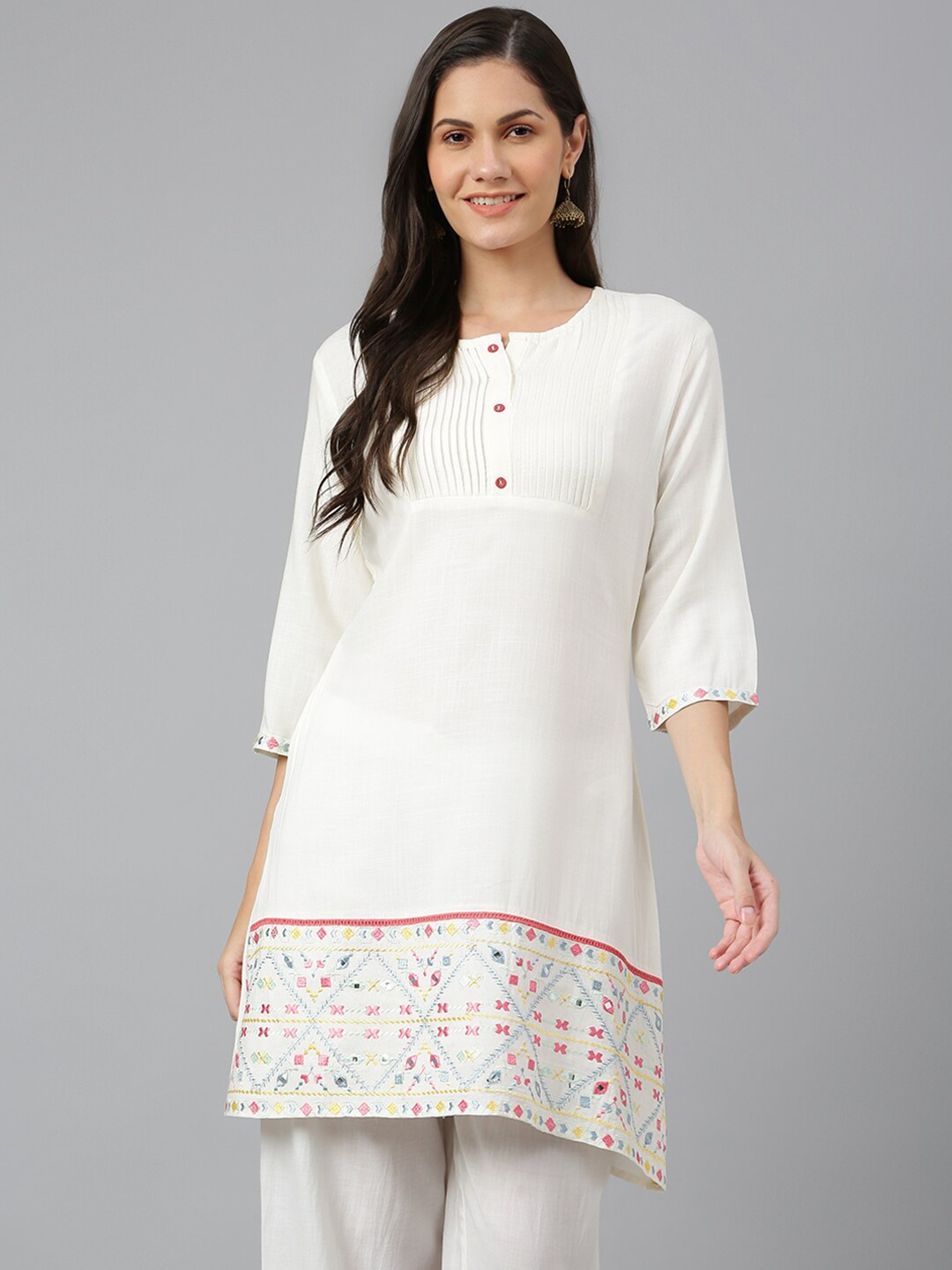 

Kiana Round Neck Kurtis, White