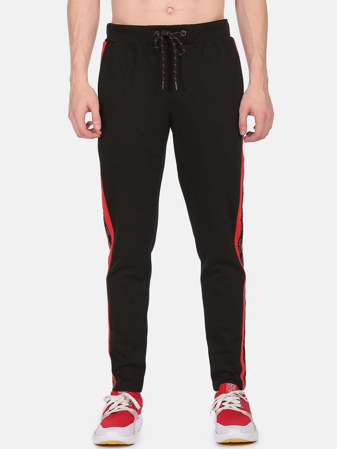 

Flying Machine Men Mid-Rise Straight-Fit Outdoor Track Pants, Black