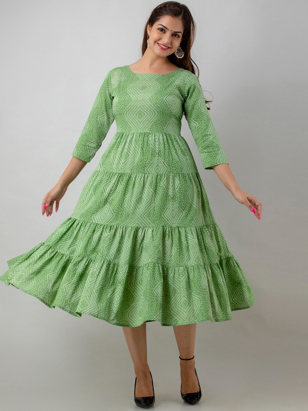 

Women Touch Ethnic Motifs Printed Tiered Ethnic Dress, Green