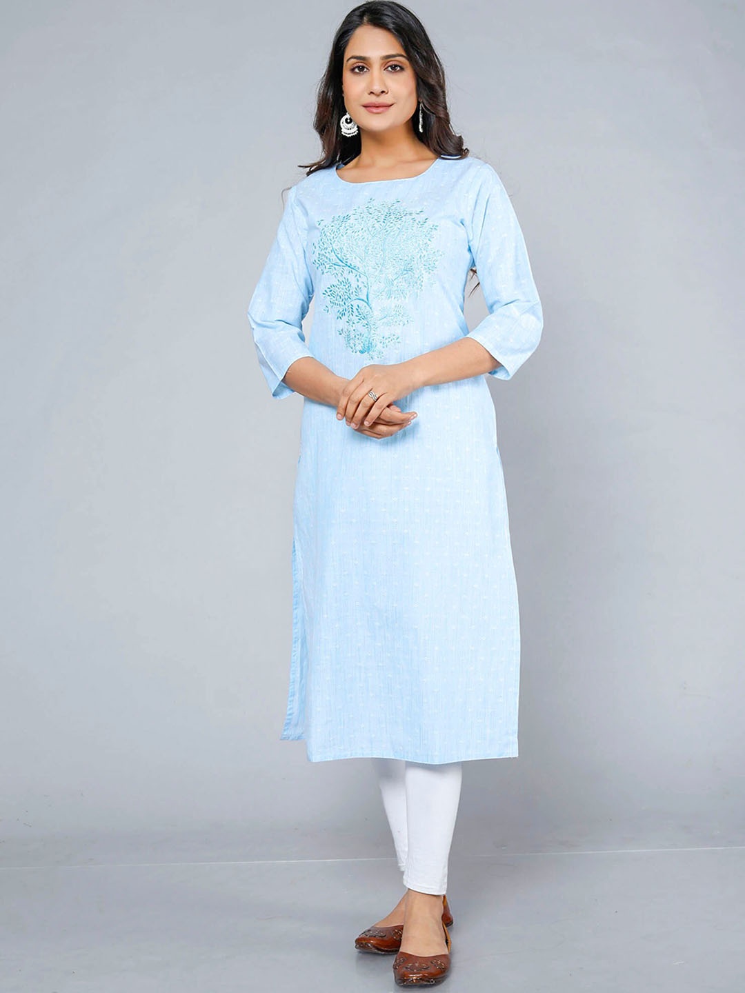 

Jevi Prints Ethnic Motifs Embroidered Straight Cotton Kurta, Blue