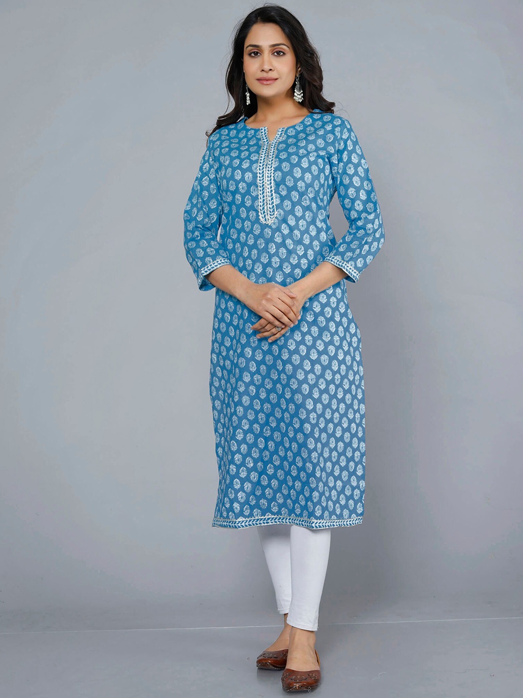 

Jevi Prints Floral Block Printed Gotta Patti Cotton Kurta, Blue