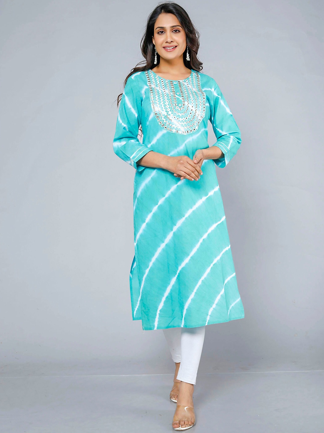 

Jevi Prints Striped Shibori Print Mirror Work Cotton Kurta, Green