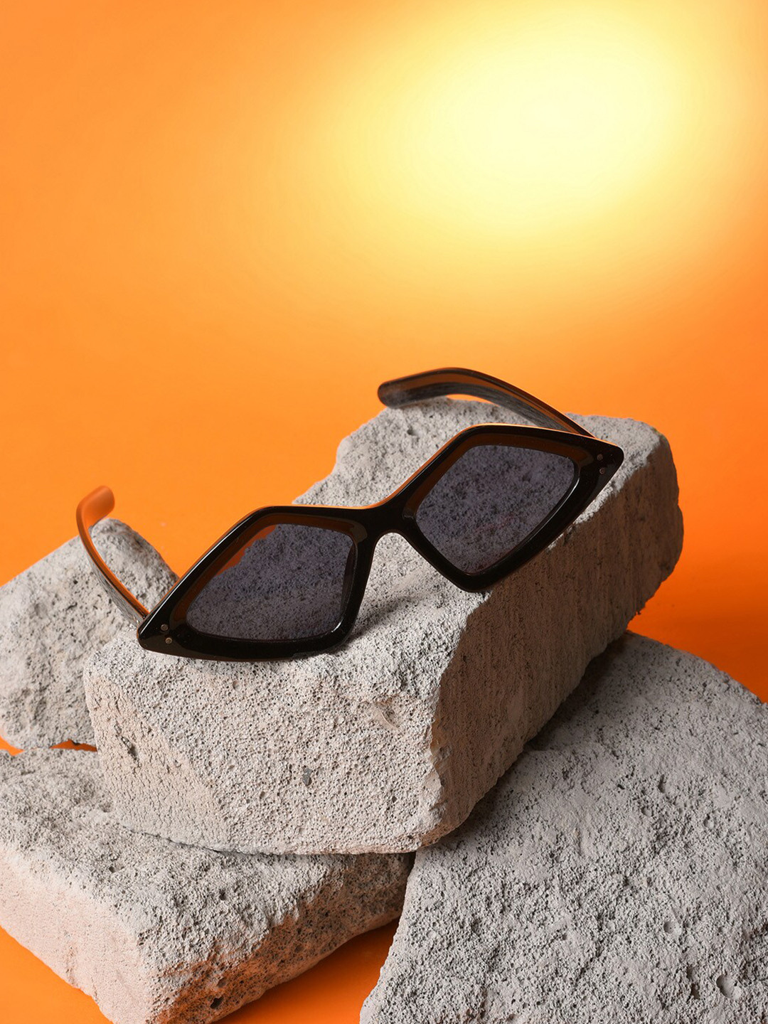 

HAUTE SAUCE by Campus Sutra Women Other Sunglasses With UV Protected Lens SUM23_HSSG1096, Black