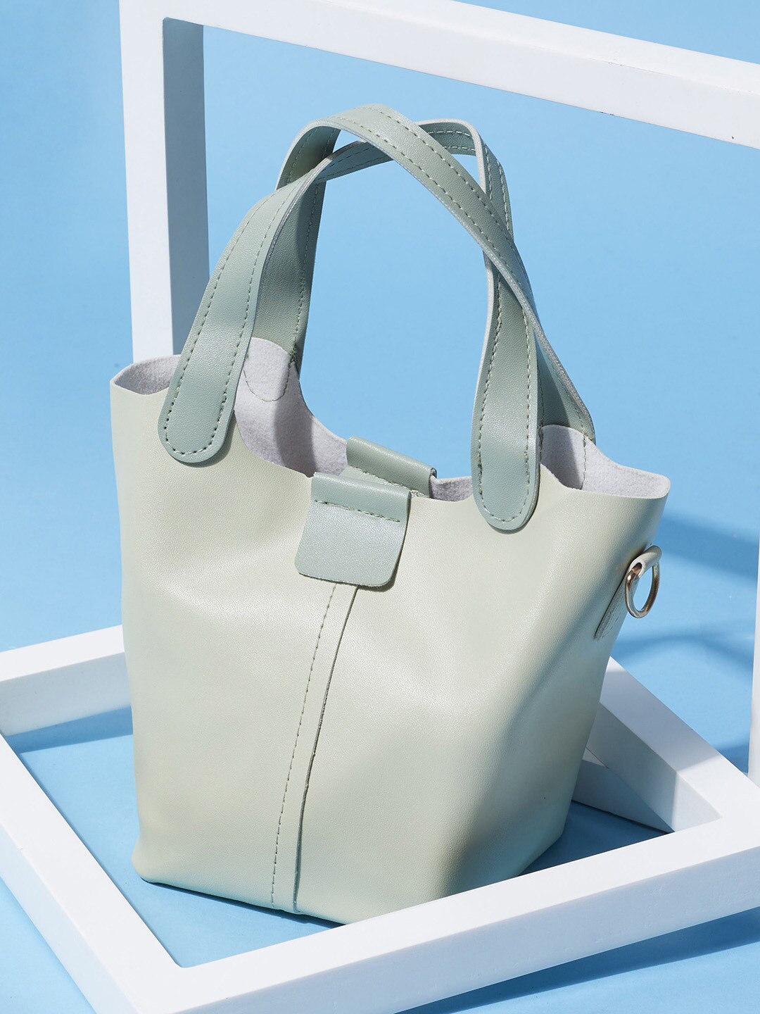 

HAUTE SAUCE by Campus Sutra Structured Hobo Bag, Green