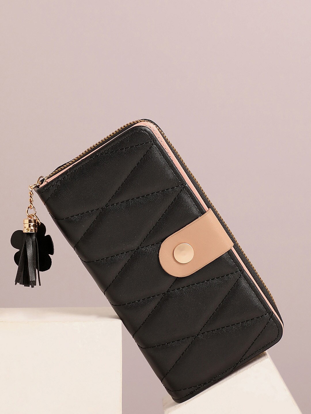 

HAUTE SAUCE by Campus Sutra Women Geometric Textured Pu Zip Around Wallet, Black