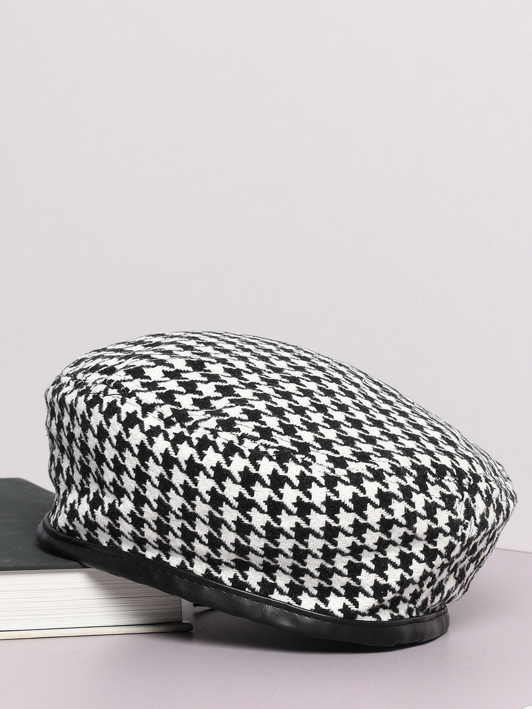 

HAUTE SAUCE by Campus Sutra Women Houndstooth Printed Beret Hat, Black