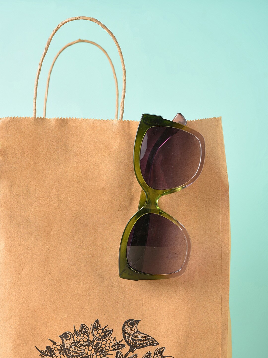 

HAUTE SAUCE by Campus Sutra Women Butterfly Sunglasses with Lens SUM23_HSSG1101, Green