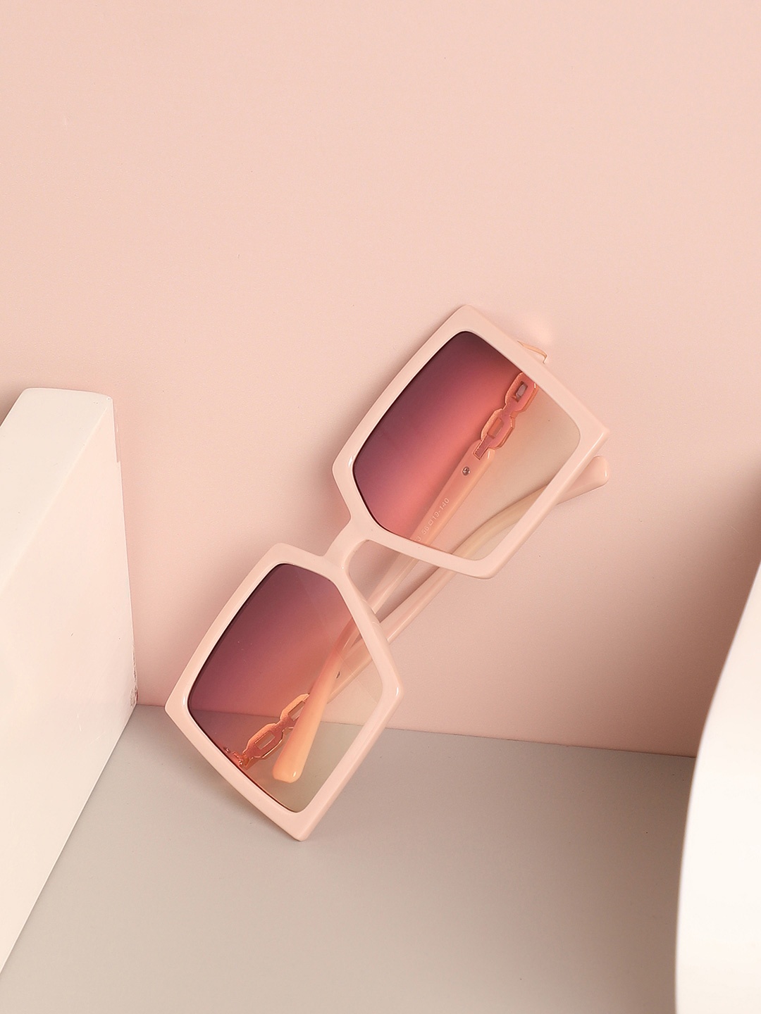 

HAUTE SAUCE by Campus Sutra Women Rectangle Sunglasses with Polarised Lens SUM23_HSSG1355, Pink