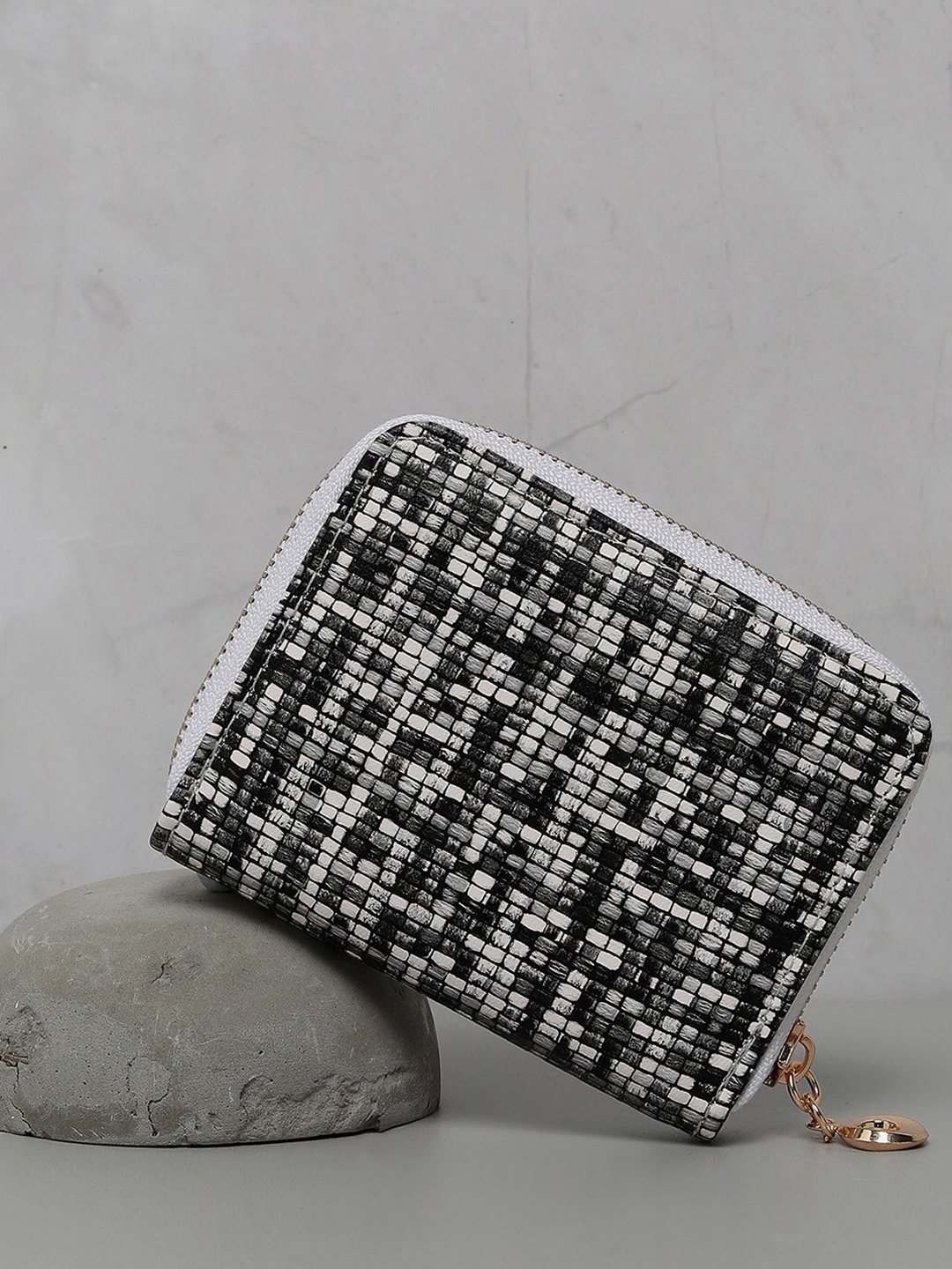 

HAUTE SAUCE by Campus Sutra Women Abstract Textured Pu Zip Around Wallet, Black