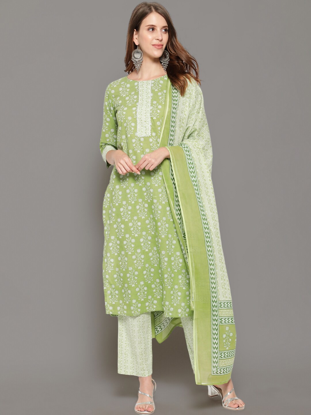 

antaran Ethnic Motifs Printed Pure Cotton Kurta with Trousers & Dupatta, Green