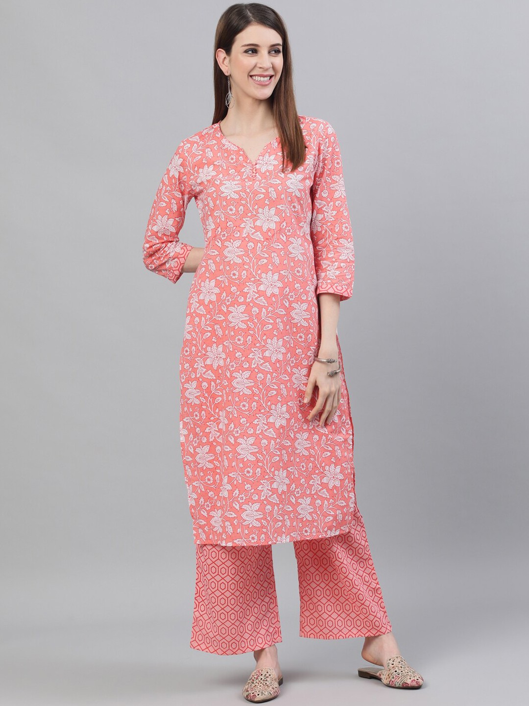 

antaran Floral Printed Pure Cotton Kurta with Palazzos, Pink