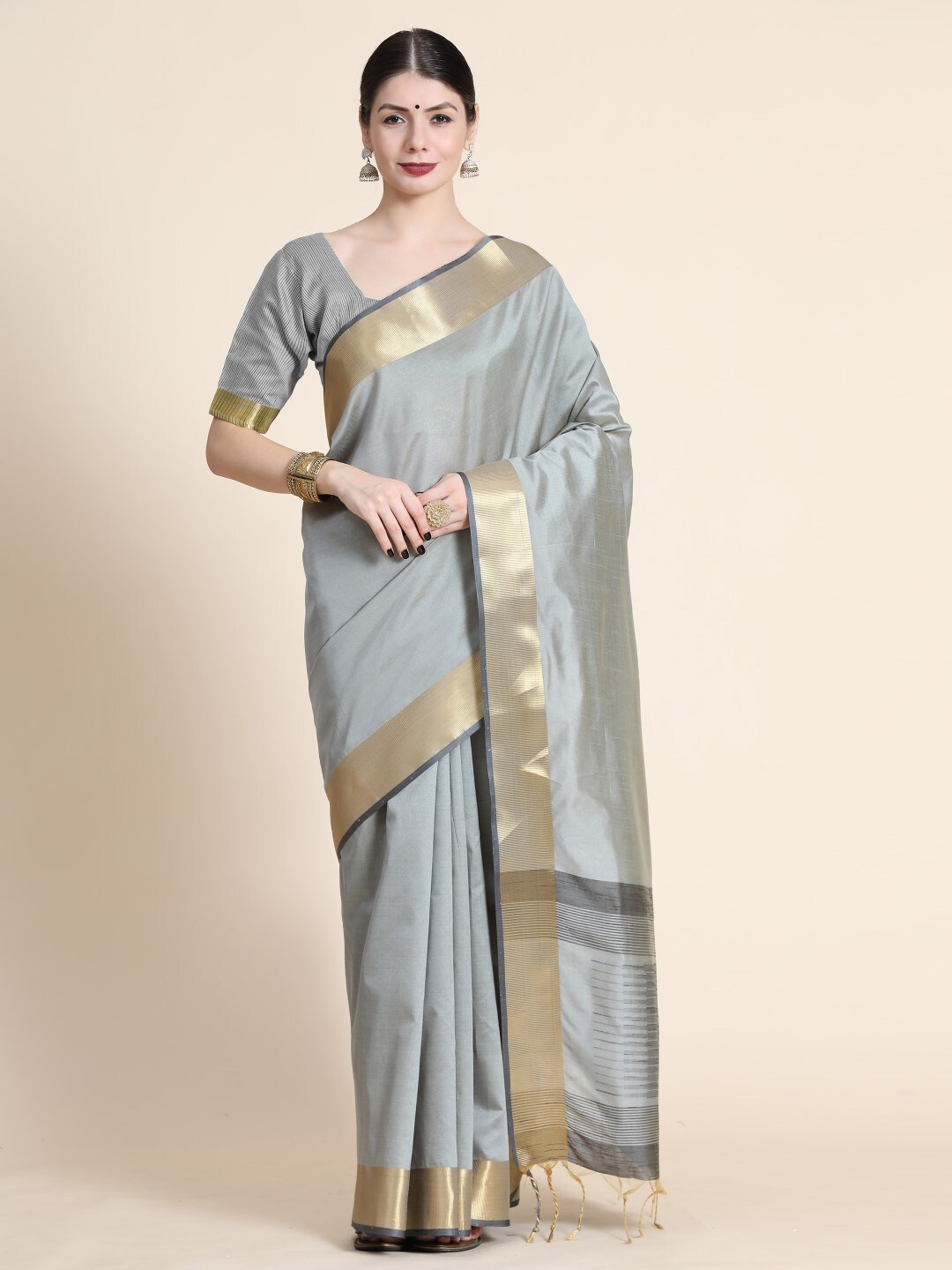 

VISHNU WEAVES Zari Mysore Silk Saree With Tassels, Grey
