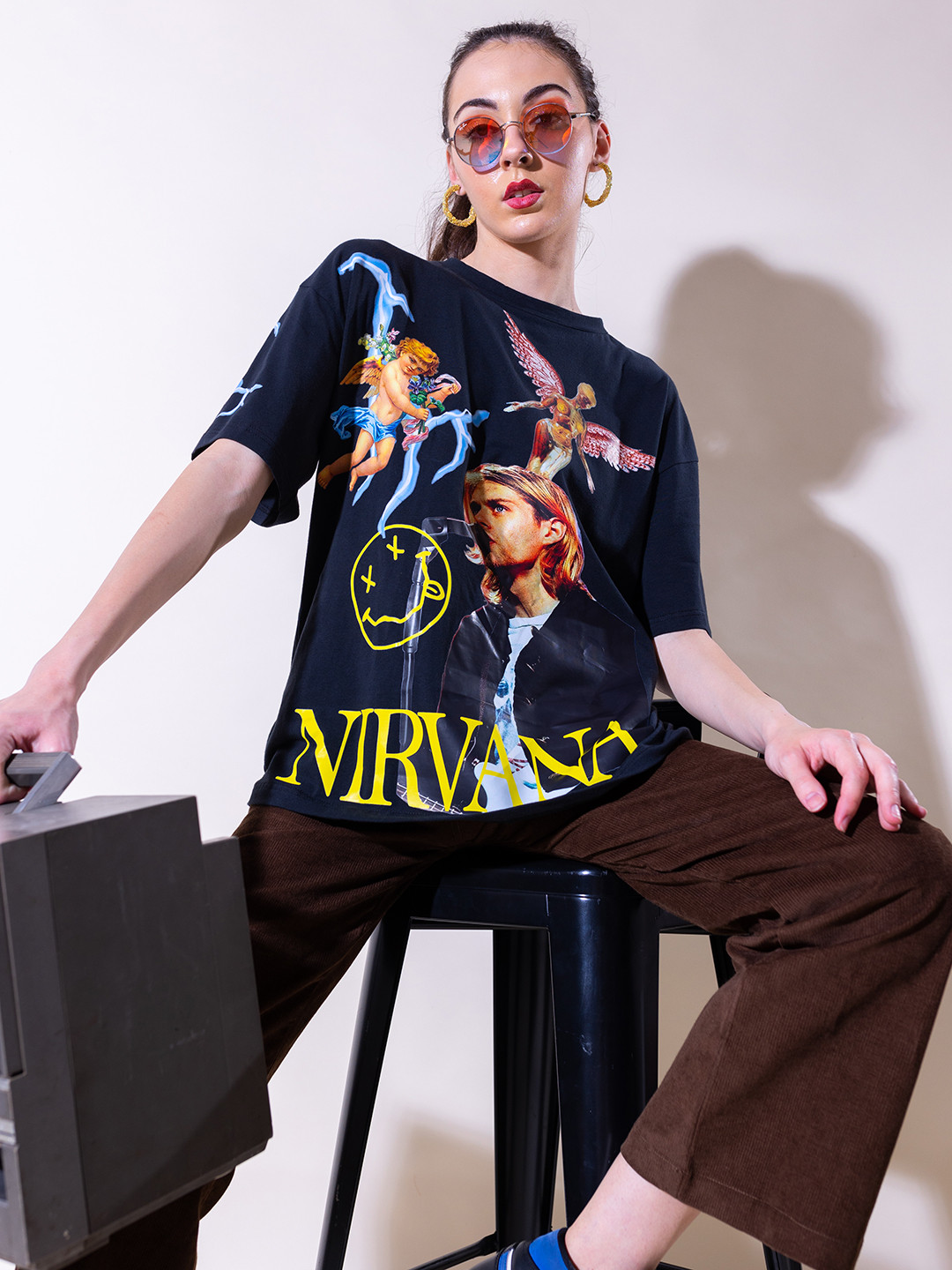 

Stylecast X Hersheinbox Round Neck Kurt Cobain Nirvana Relaxed Fit Cotton Longline T-shirt, Black