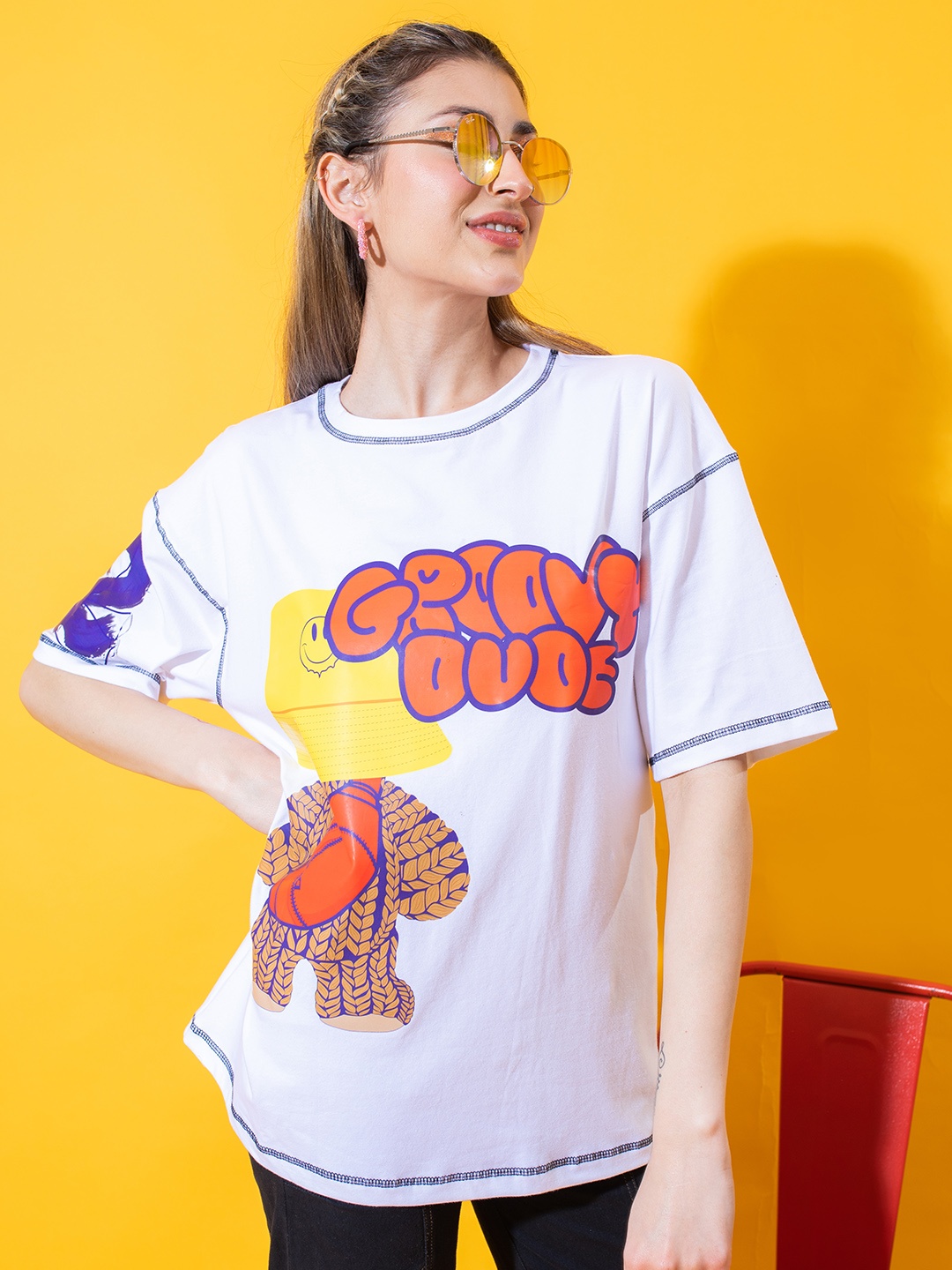 

Stylecast X Hersheinbox Pure Cotton Printed Drop-Shoulder Sleeves T-shirt, White