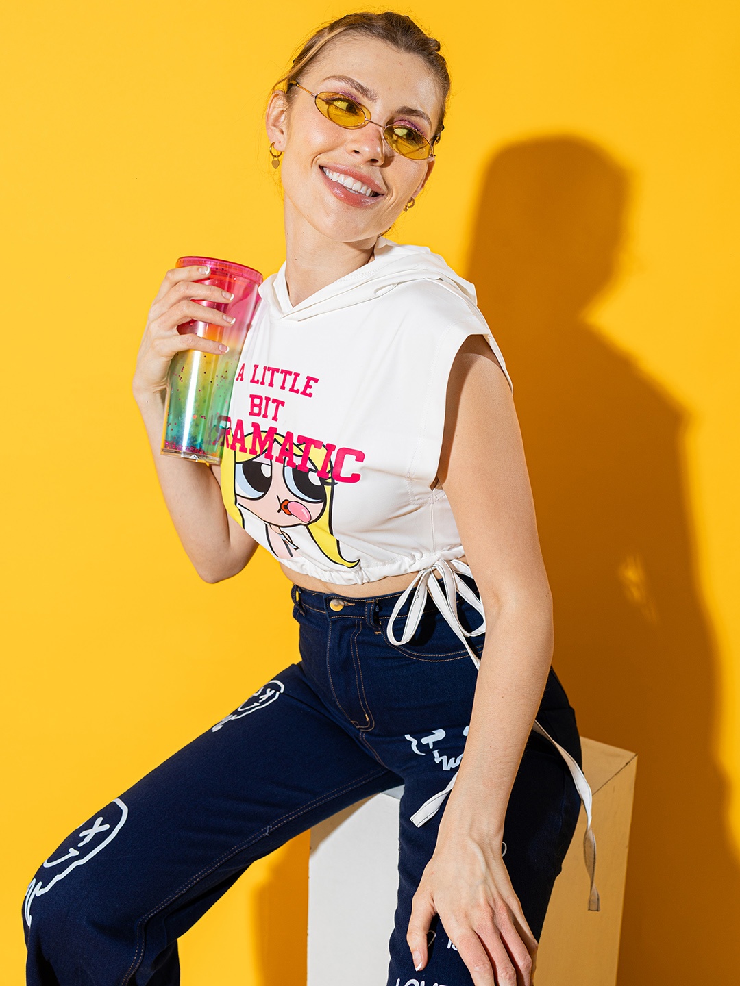 

Stylecast X Hersheinbox Powerpuff Girl Print Hooded Extended Sleeves Crop Top, White