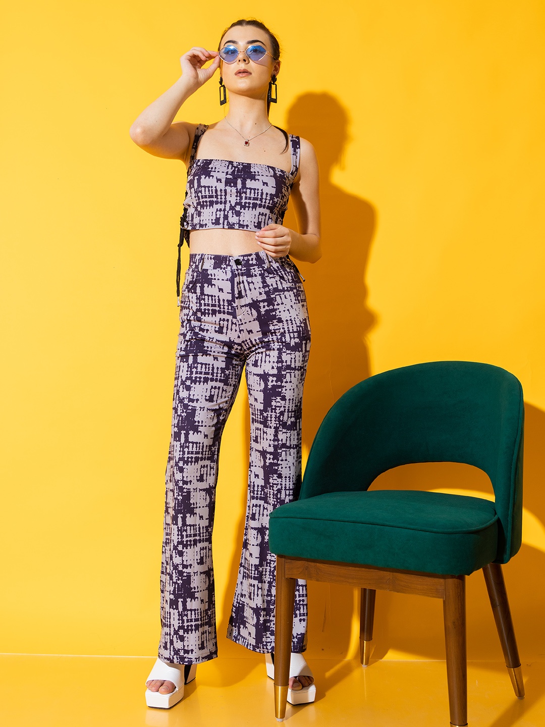 

Stylecast X Hersheinbox Women Printed Crop Top With Trousers Co-Ords Set, Purple