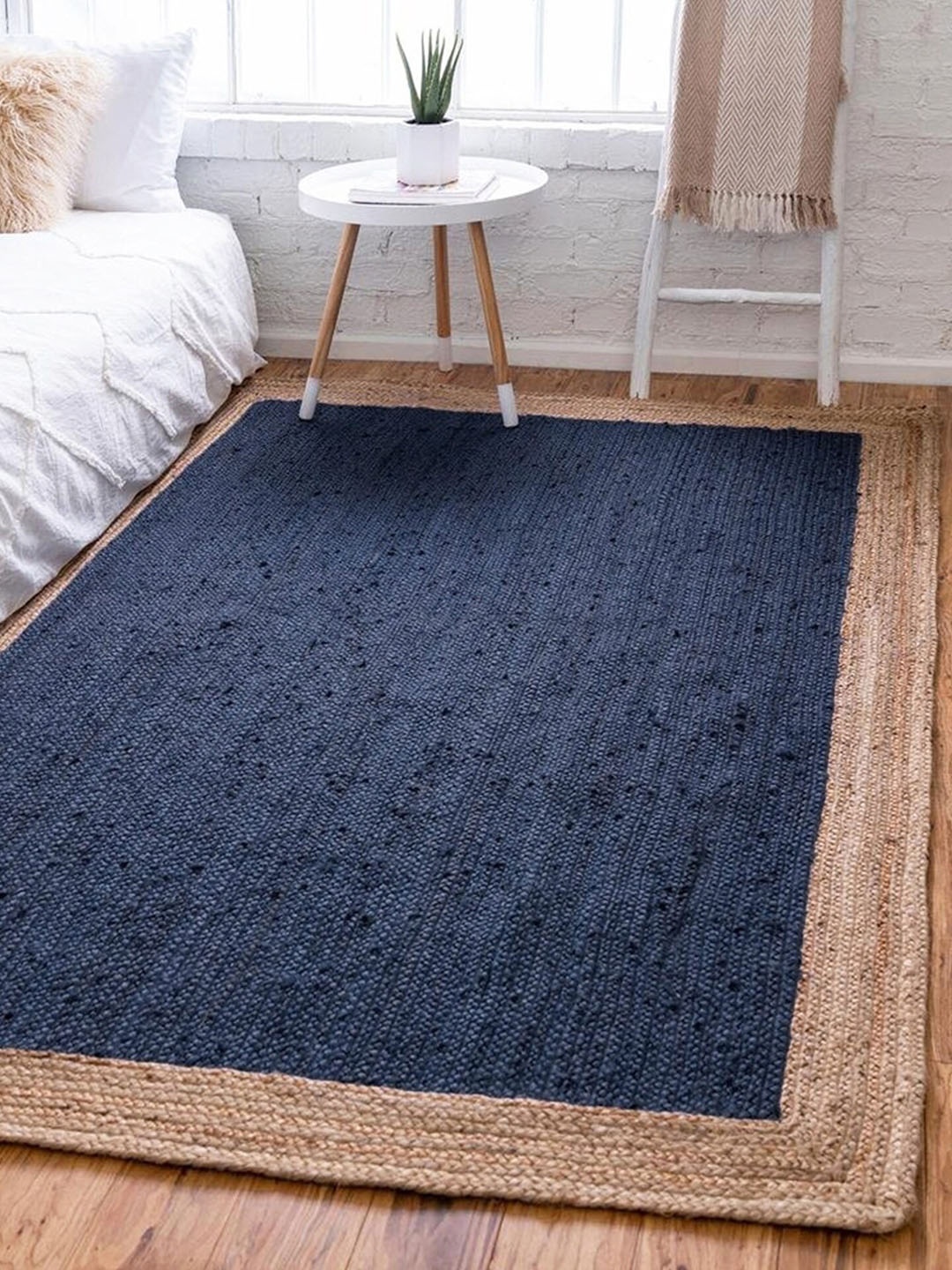 

HABERE INDIA Navy Blue & Beige Textured Rectangular Jute Carpet