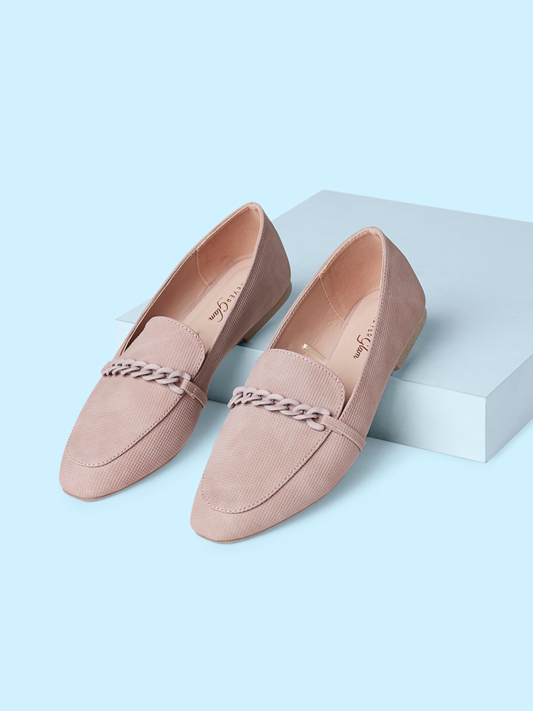 

Forever Glam by Pantaloons Women Buckles Pu Mojaris, Nude