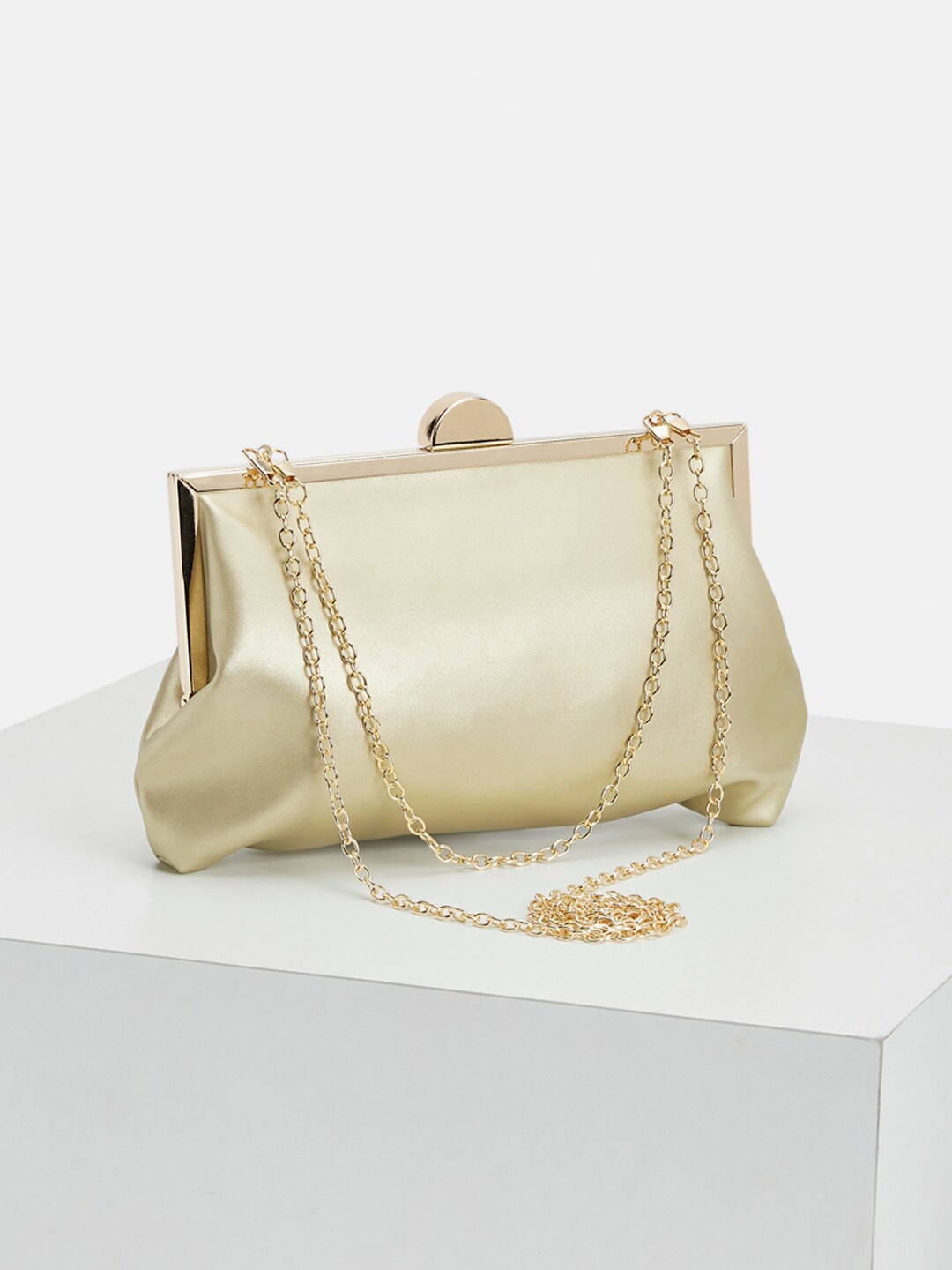 

Forever Glam by Pantaloons Shoulder Straps Twist PU Purse Clutch, Gold