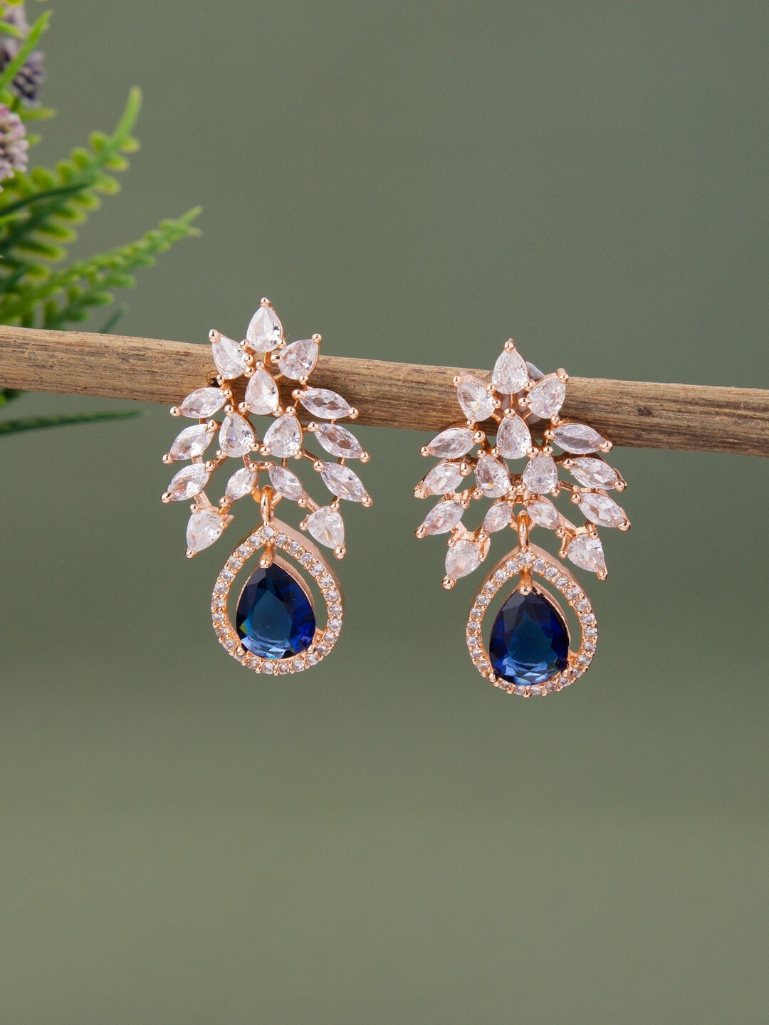 

Vita Bella Silver-Plated Contemporary Drop Earrings, Navy blue