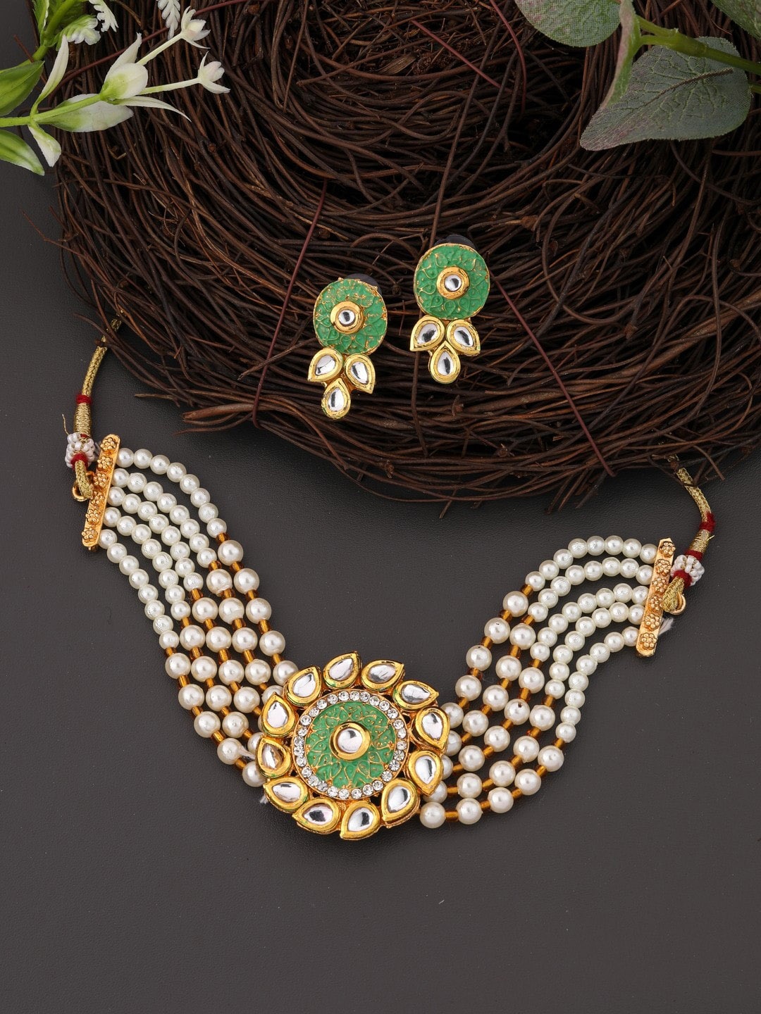 

Vita Bella Gold-Plated Stone-Studded & Pearls Beaded Jewellery Set, Green