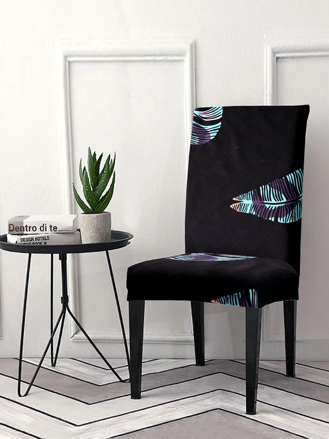 

Cortina Black & Blue Printed Chair Cover