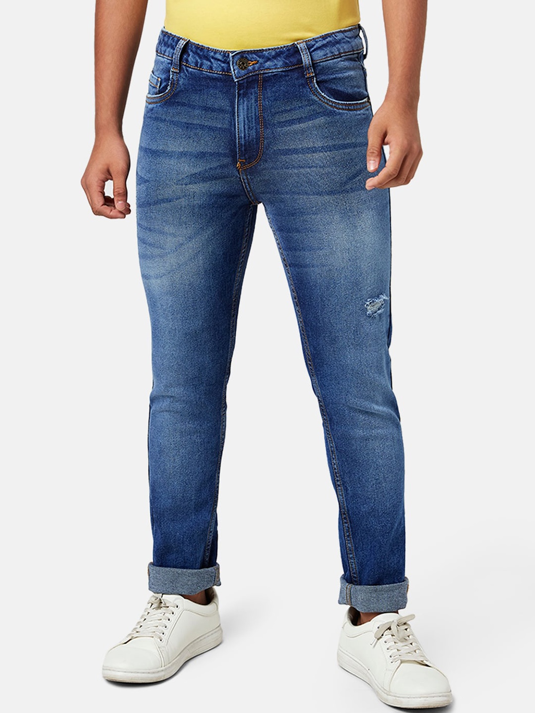 

Coolsters by Pantaloons Boys Low Distress Tapered Fit Light Fade Jeans, Blue