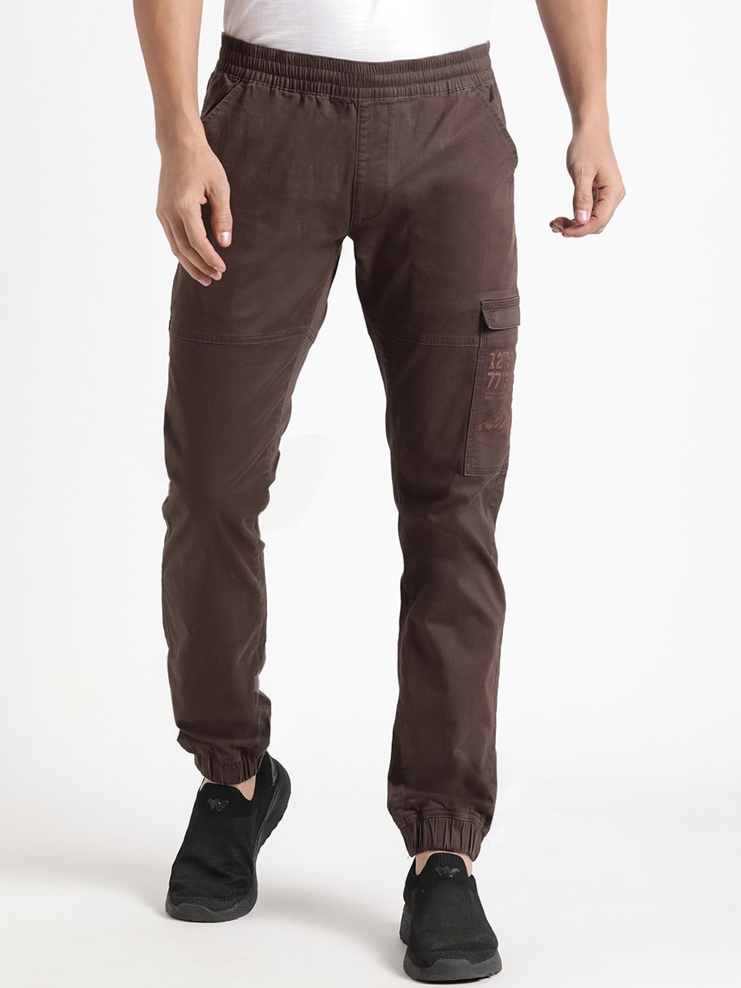 

Wildcraft Men Mid-Rise Anti Odour Outdoor Joggers, Brown