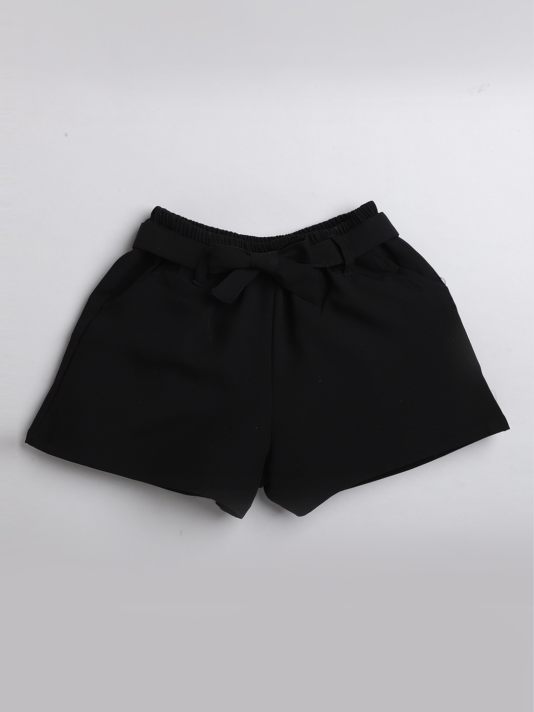 

AWW HUNNIE Girls Low-Rise Crepe Shorts, Black