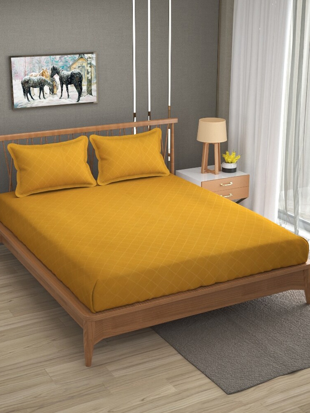 

ATRAENTA Yellow Geometric 210 TC Fitted Queen Bedsheet with 2 Pillow Covers