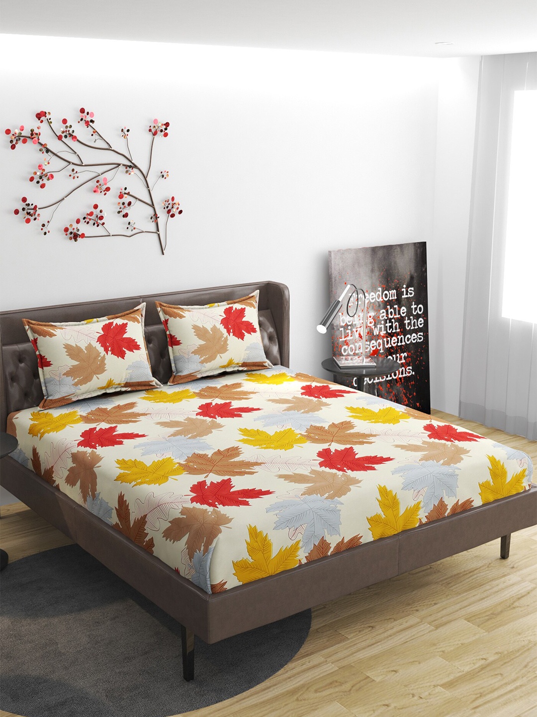 

ATRAENTA Cream-Coloured & Brown 210 TC Fitted Queen Bedsheet with 2 Pillow Covers