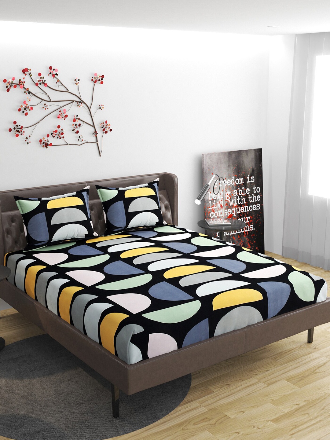 

ATRAENTA Black & Grey Geometric 210 TC Fitted Queen Bedsheet with 2 Pillow Covers
