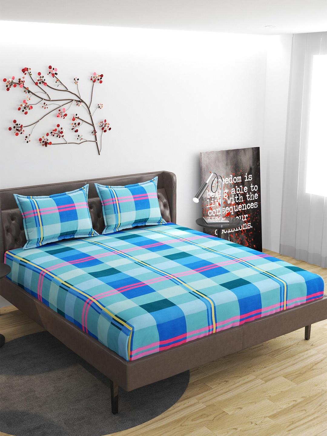 

ATRAENTA Blue & Pink Geometric 210 TC Fitted Queen Bedsheet with 2 Pillow Covers