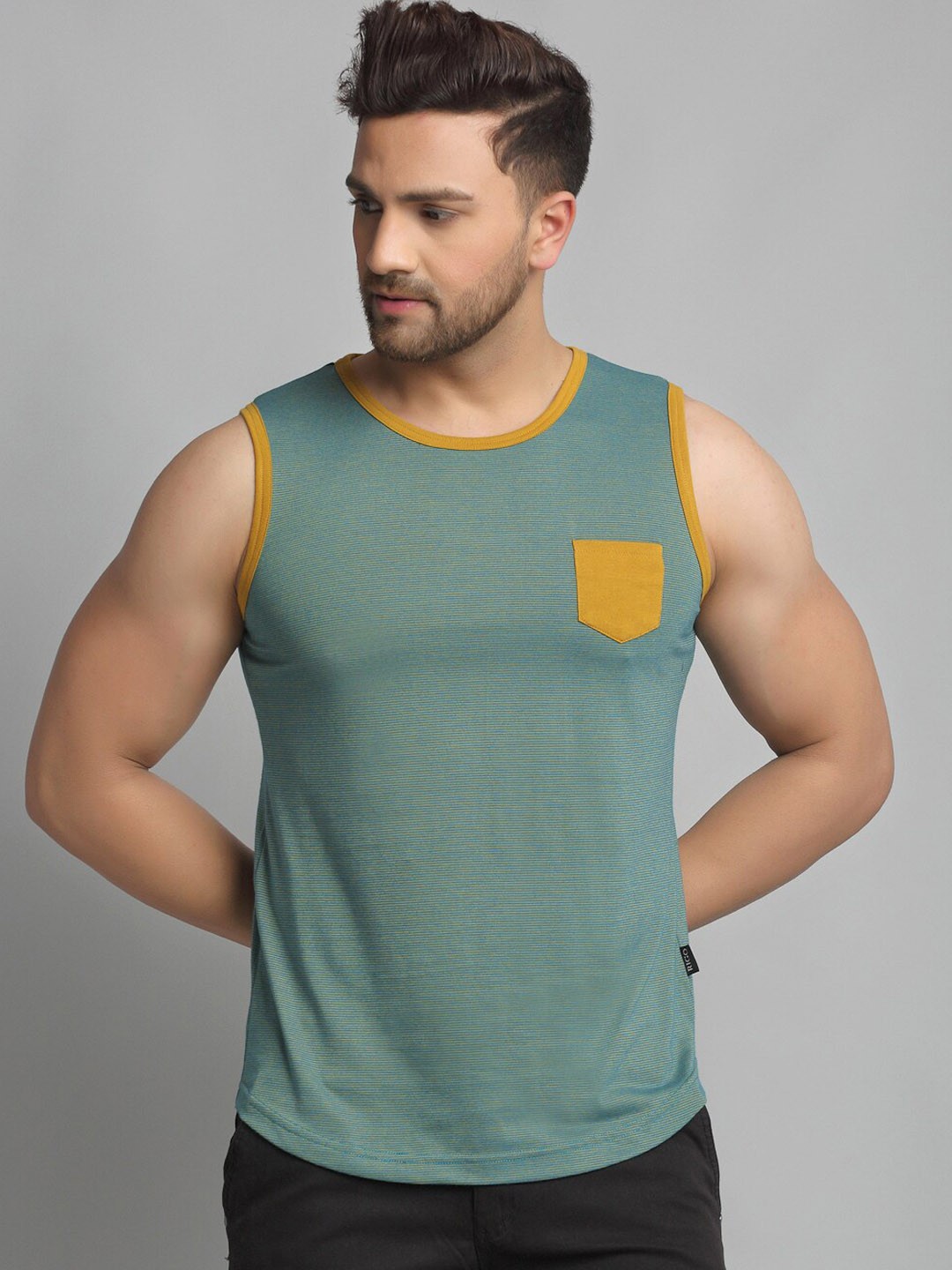 

Rigo Men Patch Pocket Detailed Slim-Fit Cotton Gym Vest, Green