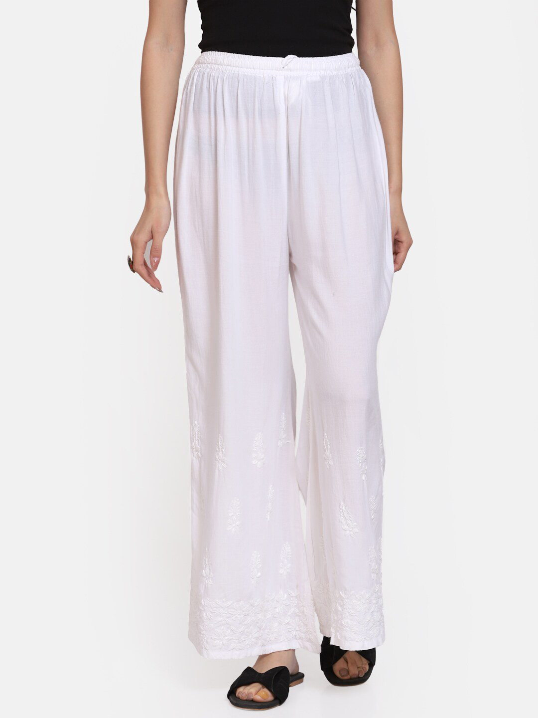 

PARAMOUNT CHIKAN Wide Leg Ethnic Motifs Chikankari Embroidered Palazzos, White