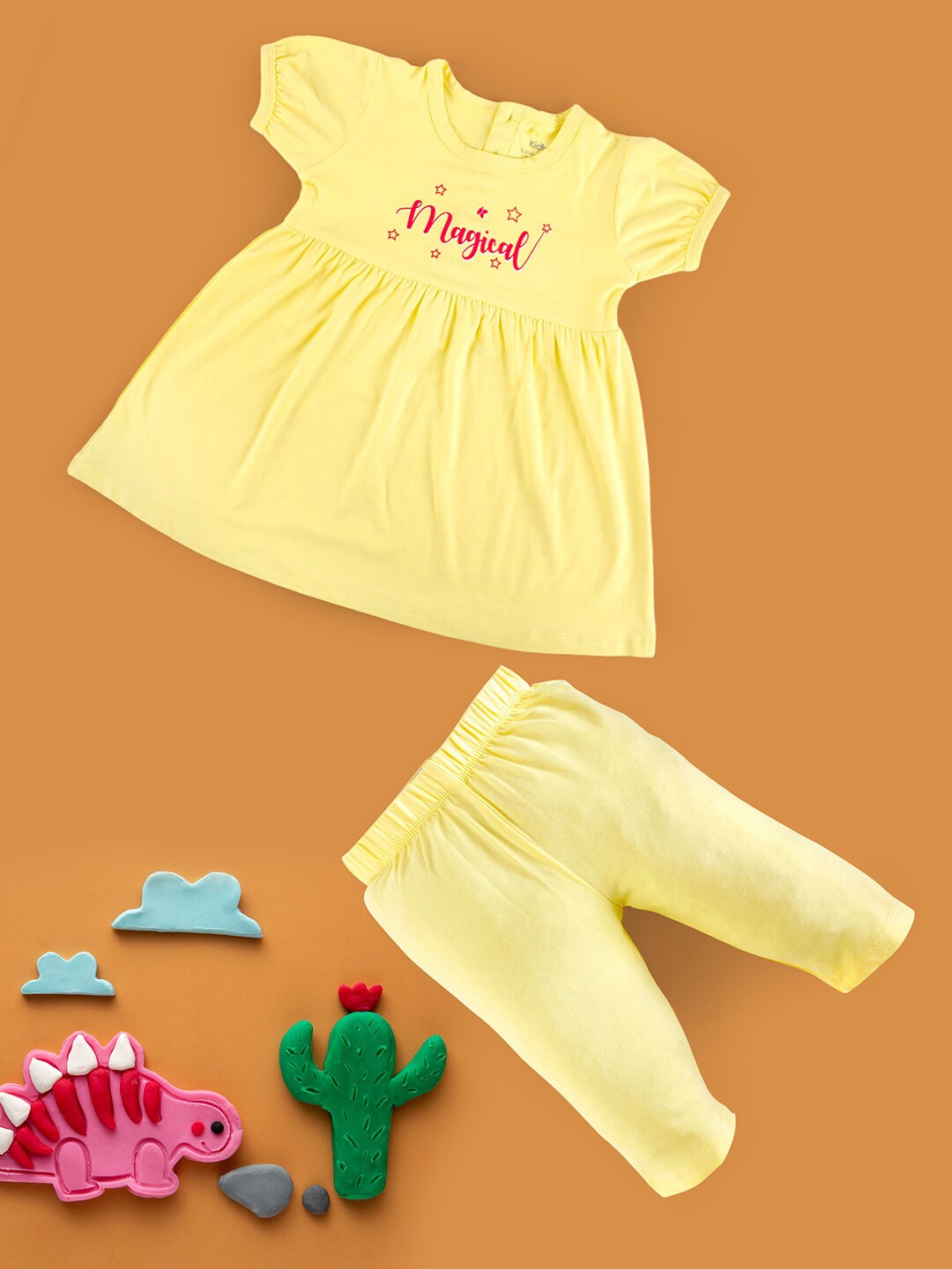 

Kidbea Infant Girls Printed Bamboo Top with Trousers, Yellow