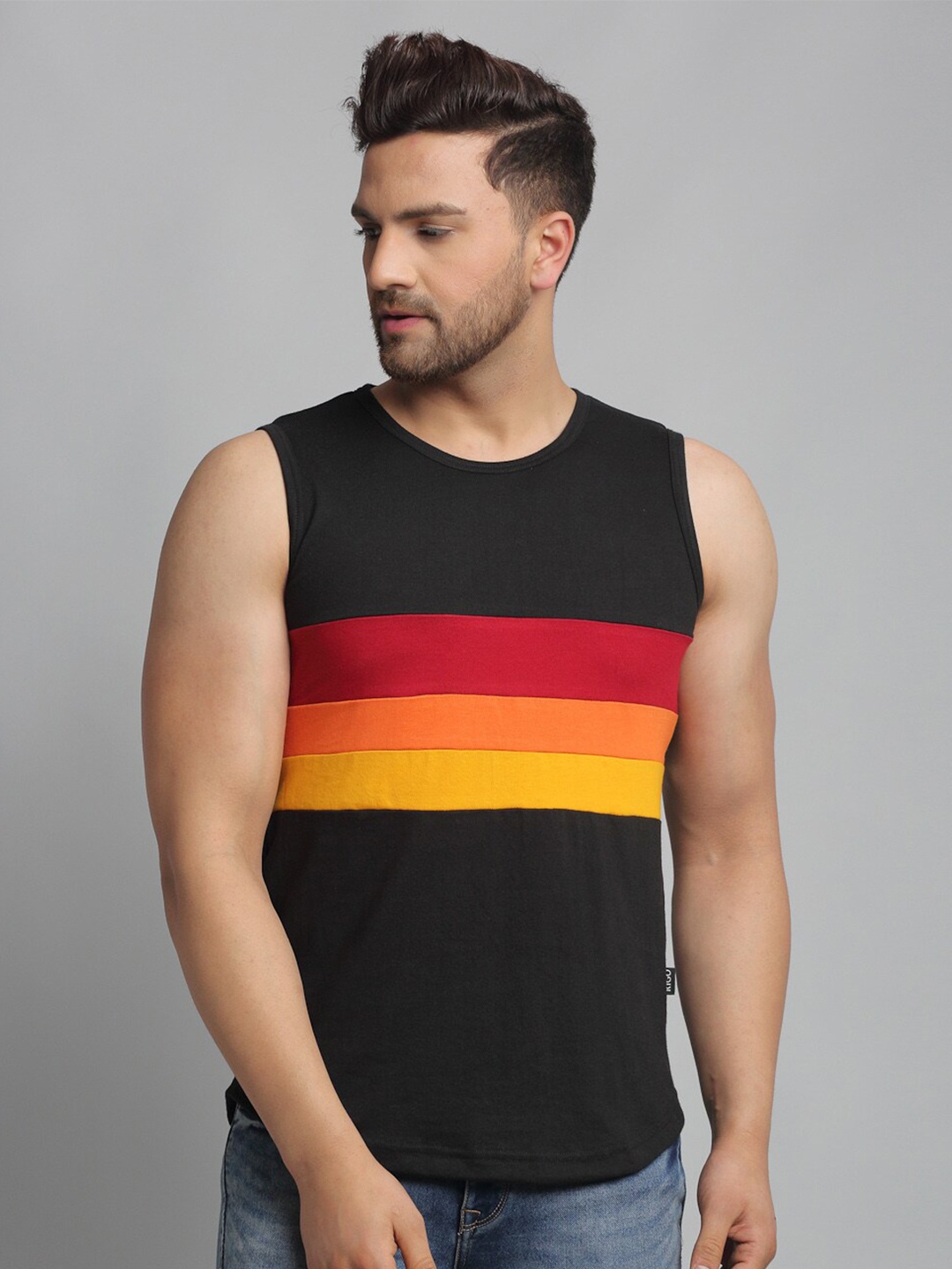 

Rigo Men Black Colourblocked Pure Cotton T-Shirt